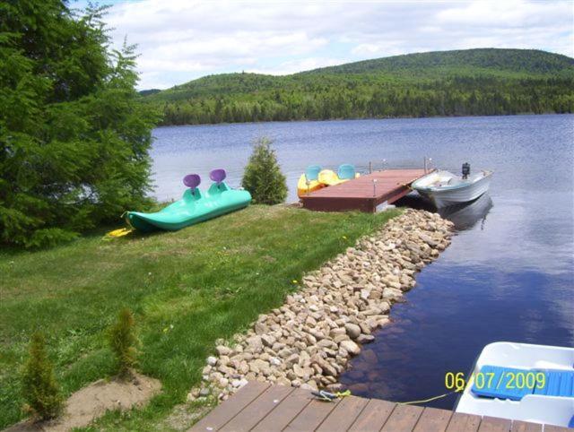 Vila Le Chalet Bois Rond Relax Saint-Tite-des-Caps Exteriér fotografie